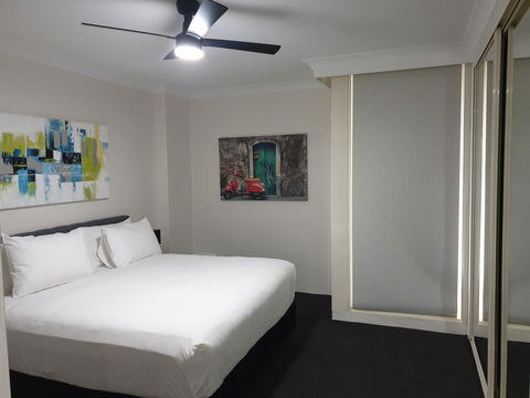 Liv Apartments Haymarket - Accommodation Georgetown 5
