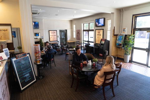 Horse And Jockey Hotel Homebush - Accommodation Georgetown 27