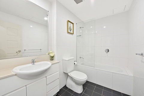 Comfortable Apartment In Central Sydney - Accommodation Georgetown 4
