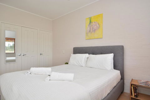 JE Guesthouse, Central To All The Hunter Valley Has To Offer - Accommodation Georgetown 24