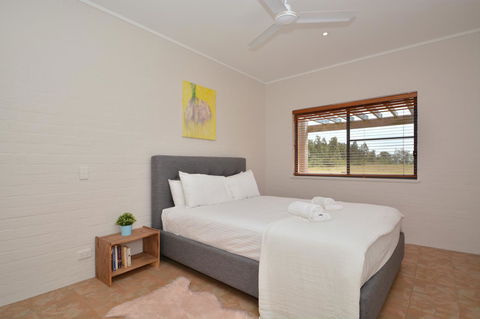 JE Guesthouse, Central To All The Hunter Valley Has To Offer - Accommodation Georgetown 25