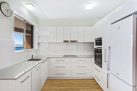 Victoria Parade, Kiah, Unit 10, 53 - Accommodation Georgetown 5