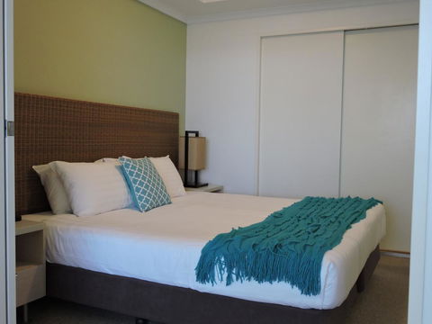 BASE Holidays - Ettalong Beach Premium Apartments - Accommodation Georgetown 15