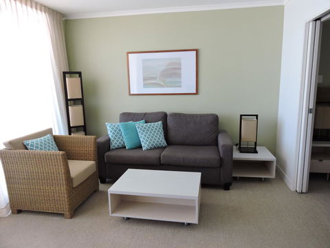 BASE Holidays - Ettalong Beach Premium Apartments - Accommodation Georgetown 17