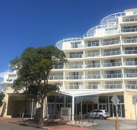 Ettalong Beach Premium Waterview Apartments - Accommodation Georgetown