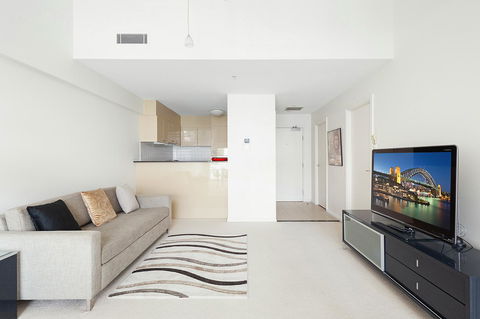 Waterfront Apartment On Sydney Harbour - Accommodation Georgetown 7