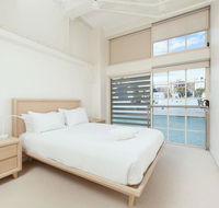 Waterfront Apartment on Sydney Harbour - Accommodation Georgetown