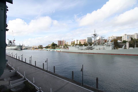 Waterfront Apartment On Sydney Harbour - Accommodation Georgetown 13