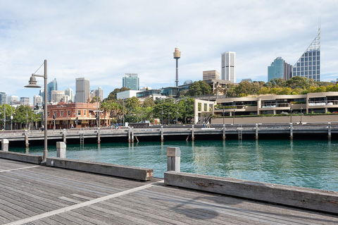Waterfront Apartment On Sydney Harbour - Accommodation Georgetown 5