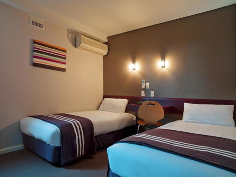 Hotel Hacienda - Accommodation Georgetown 14