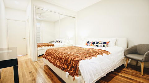 Cozy 5 Bed House In Sydney - Accommodation Georgetown 0