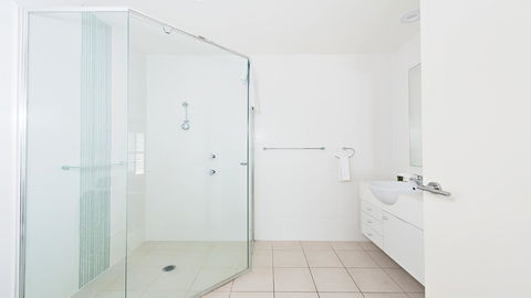 Pacific Blue, Salamander Bay - Accommodation Georgetown 17