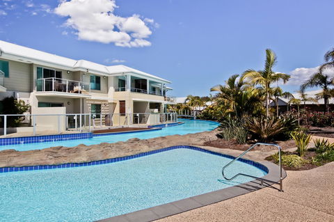 Pacific Blue, Salamander Bay - Accommodation Georgetown 0