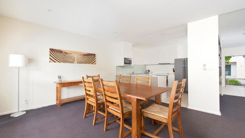 Pacific Blue, Salamander Bay - Accommodation Georgetown 24