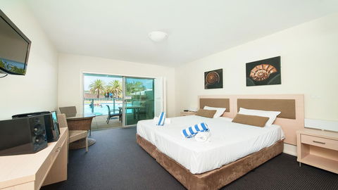 Pacific Blue, Salamander Bay - Accommodation Georgetown 43