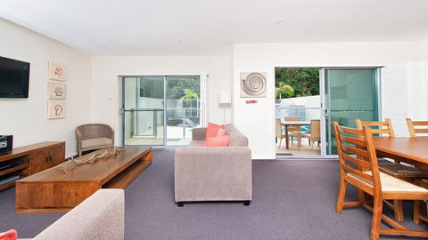 Pacific Blue, Salamander Bay - Accommodation Georgetown 28