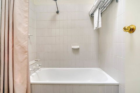 Prince Of Wales Hotel - Accommodation Georgetown 4