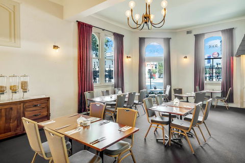 Prince Of Wales Hotel - Accommodation Georgetown 22