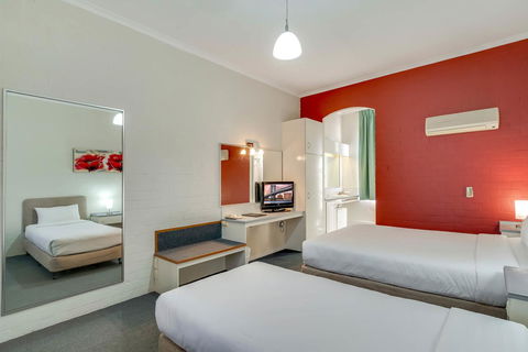 Prince Of Wales Hotel - Accommodation Georgetown 26