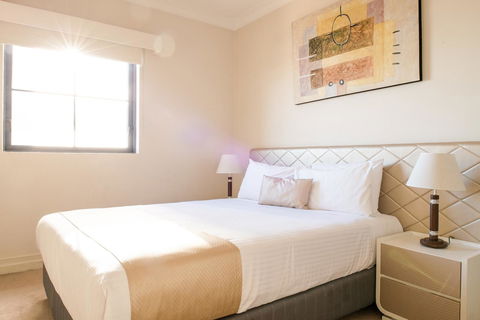 Seasons Harbour Plaza - Accommodation Georgetown 6