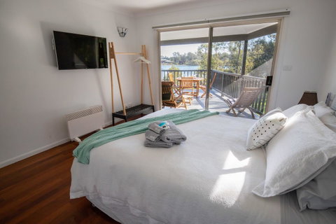 Urunga Riverview - Accommodation Georgetown 1