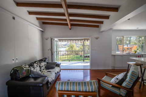 Urunga Riverview - Accommodation Georgetown 7