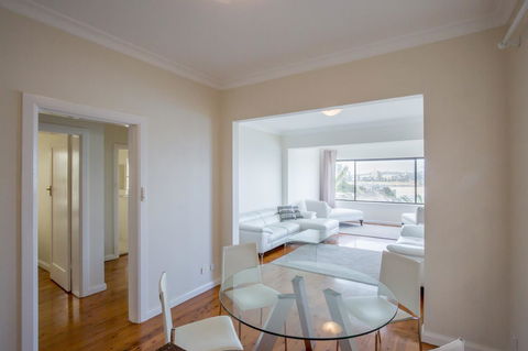 Ultimate Bondi Escape #2 - A Bondi Beach Holiday Home - Accommodation Georgetown 6