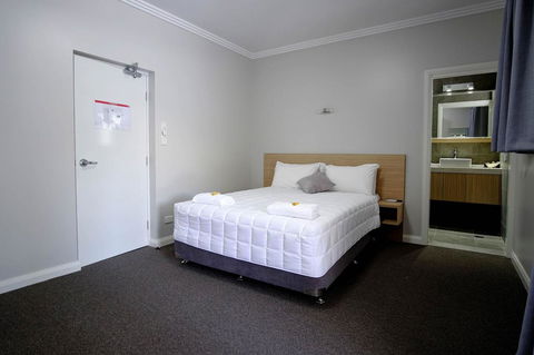 Lakes And Ocean Hotel Forster - Accommodation Georgetown 13