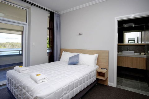 Lakes And Ocean Hotel Forster - Accommodation Georgetown 25