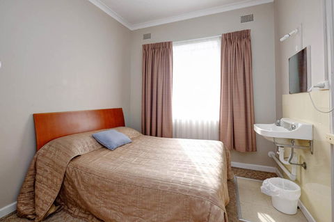 Lakes And Ocean Hotel Forster - Accommodation Georgetown 9