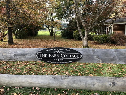 Arcadia - The Barn Cottage & Rosehill Cottage - Accommodation Georgetown 0