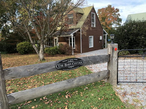 Arcadia - The Barn Cottage & Rosehill Cottage - Accommodation Georgetown 1