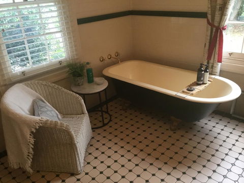 Arcadia - The Barn Cottage & Rosehill Cottage - Accommodation Georgetown 17