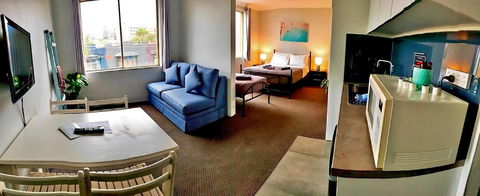 Manly Beachside Apartments - Accommodation Georgetown 10