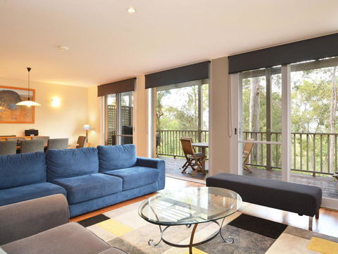 Villa De Saran Located Within Cypress Lakes - Accommodation Georgetown 0