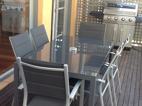 Villa De Saran Located Within Cypress Lakes - Accommodation Georgetown 7