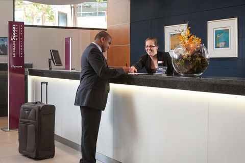 Mercure Sydney - Accommodation Georgetown 24