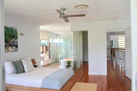 Casuarina Beachfront House - Hostie Properties - Accommodation Georgetown 3