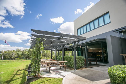Alpha Hotel Eastern Creek - Accommodation Georgetown 10