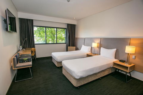 Alpha Hotel Eastern Creek - Accommodation Georgetown 11