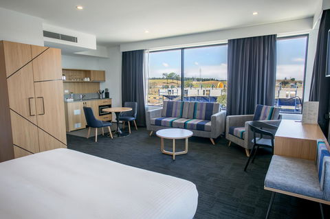 Alpha Hotel Eastern Creek - Accommodation Georgetown 35