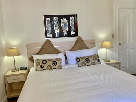 Castle Serviced Apartments - Accommodation Georgetown 8