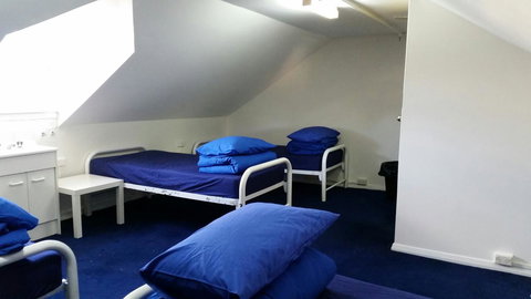 Summer House Kings Cross - Accommodation Georgetown 14