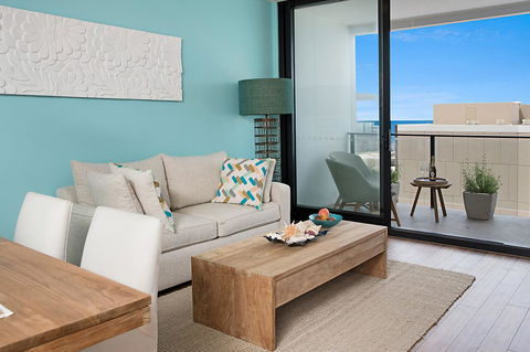 Arena Luxury Beachfront Apartment - Accommodation Georgetown 44