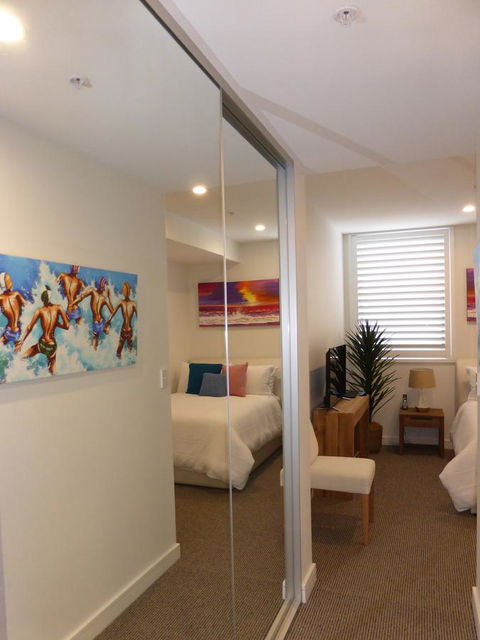 Arena Luxury Beachfront Apartment - Accommodation Georgetown 28