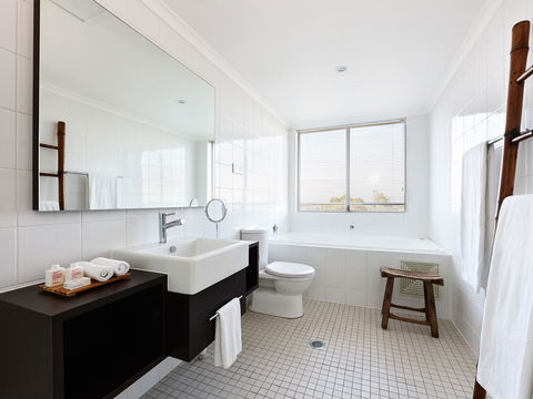 Hotel Urban St Leonards - Accommodation Georgetown 16