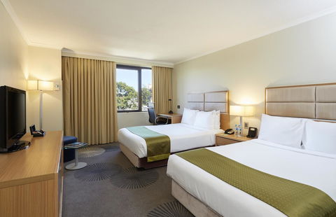 Holiday Inn Parramatta, An IHG Hotel - Accommodation Georgetown 4