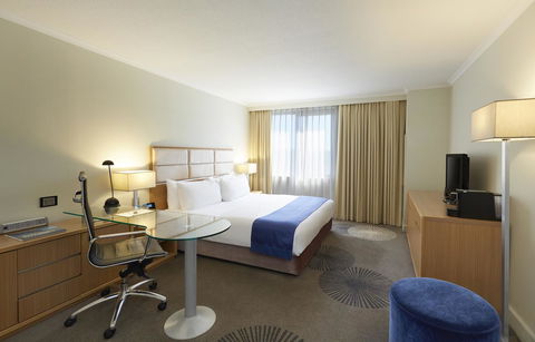 Holiday Inn Parramatta, An IHG Hotel - Accommodation Georgetown 1