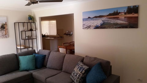 Twin Palms Holiday House At Lighthouse - Accommodation Georgetown 9
