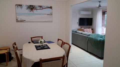 Twin Palms Holiday House At Lighthouse - Accommodation Georgetown 2